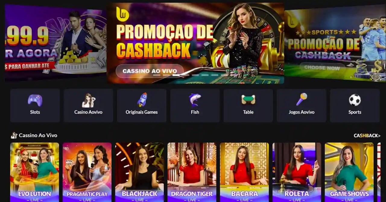 Chanthar Slots Section တွင် Jackpot Slot Games Myanmar ကစားသမားများ Mobile ဖြင့် ကစားနေသောမြင်ကွင်း